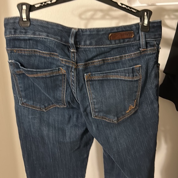 Women’s express jeans, size 2s - Picture 3 of 4